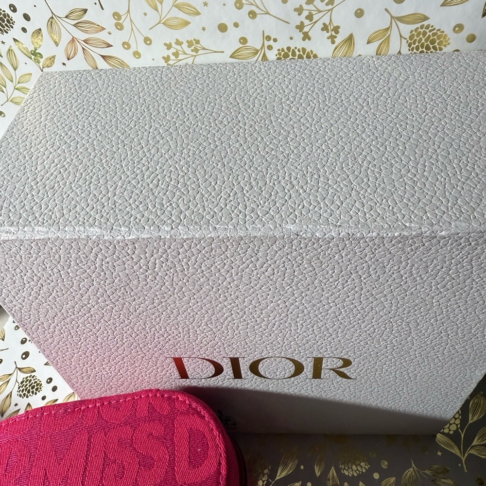 Dior Pink Cosmetic Bag, Dior box, empty parfum - Picture 4 of 5